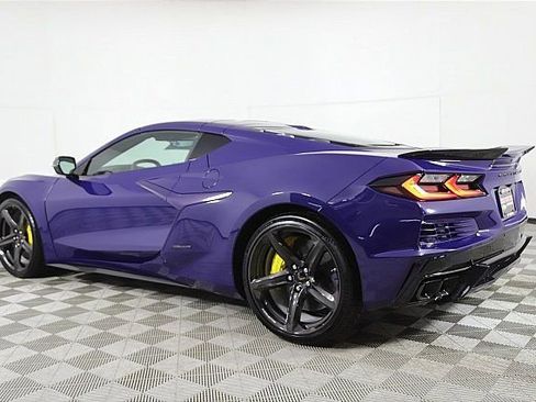 New 2025 Chevrolet Corvette E-Ray image 6