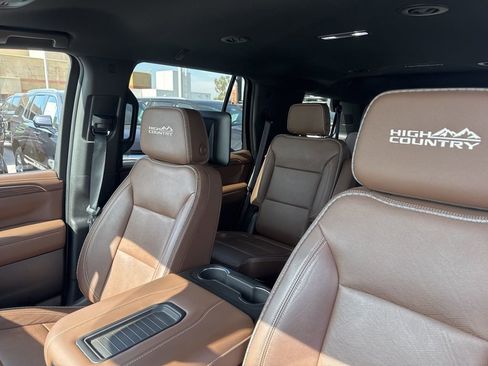 Used 2024 Chevrolet Tahoe High Country w/ Advanced Technology Package image 8