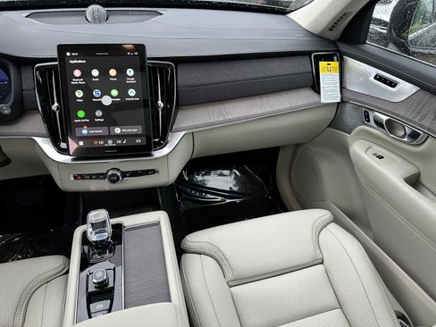 New 2026 Volvo XC90 T8 Ultra image 19