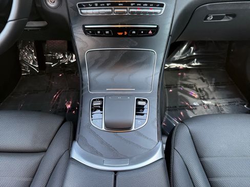 Certified 2022 Mercedes-Benz GLC 300 image 15