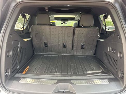 New 2026 Chevrolet Suburban RST AWD/4WD image 4
