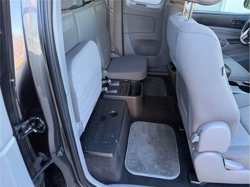 Used 2013 Toyota Tacoma 2WD Access Cab w/ SR5 Pkg image 34