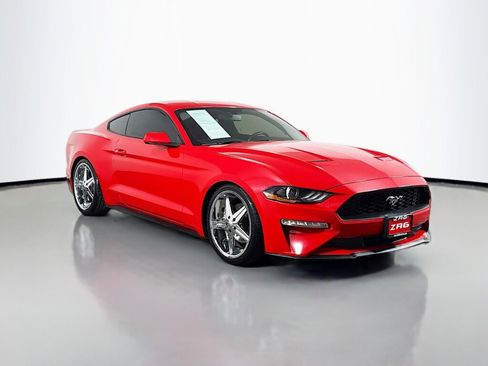 Used 2018 Ford Mustang Coupe image 7