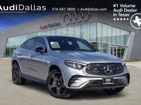 Used 2024 Mercedes-Benz GLC 300 4MATIC image 1