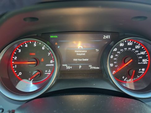 Used 2022 Toyota Camry XSE image 6