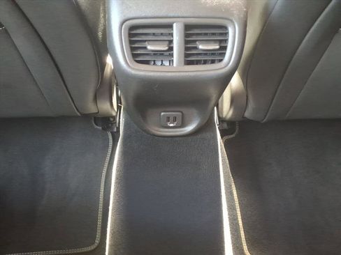 Used 2018 Buick Regal Essence w/ Driver Confidence Package #1 image 20