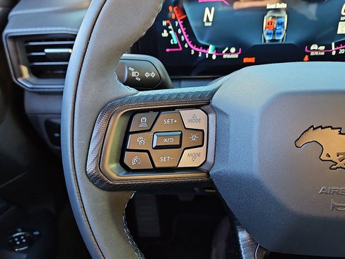 Used 2025 Ford Mustang Dark Horse image 20