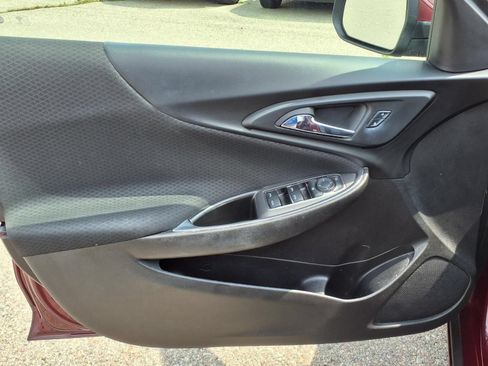 Used 2016 Chevrolet Malibu LT FWD image 13