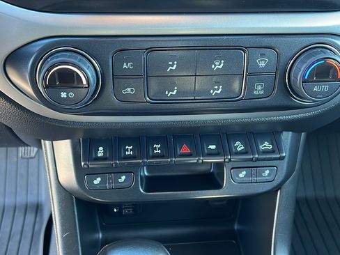 Certified 2022 Chevrolet Colorado ZR2 image 21