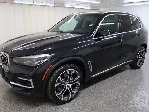 Used 2022 BMW X5 sDrive40i w/ Premium Package RWD image 3