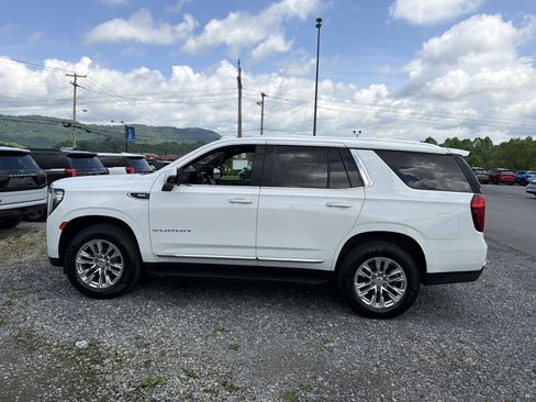 Used 2021 GMC Yukon SLT w/ SLT Premium Package AWD/4WD image 10