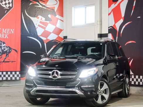 Used 2017 Mercedes-Benz GLE 350 4MATIC w/ Premium 2 Package image 1
