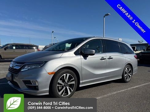 Used 2018 Honda Odyssey Elite image 3