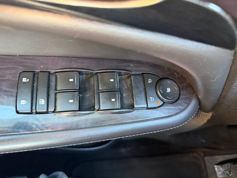 Used 2016 Buick Enclave Leather FWD image 22
