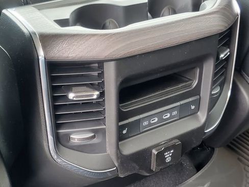 New 2026 RAM 1500 Laramie w/ Night Edition AWD/4WD image 39