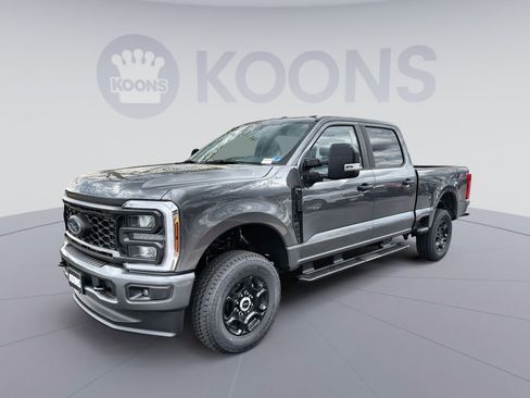 New 2026 Ford F250 XL image 1