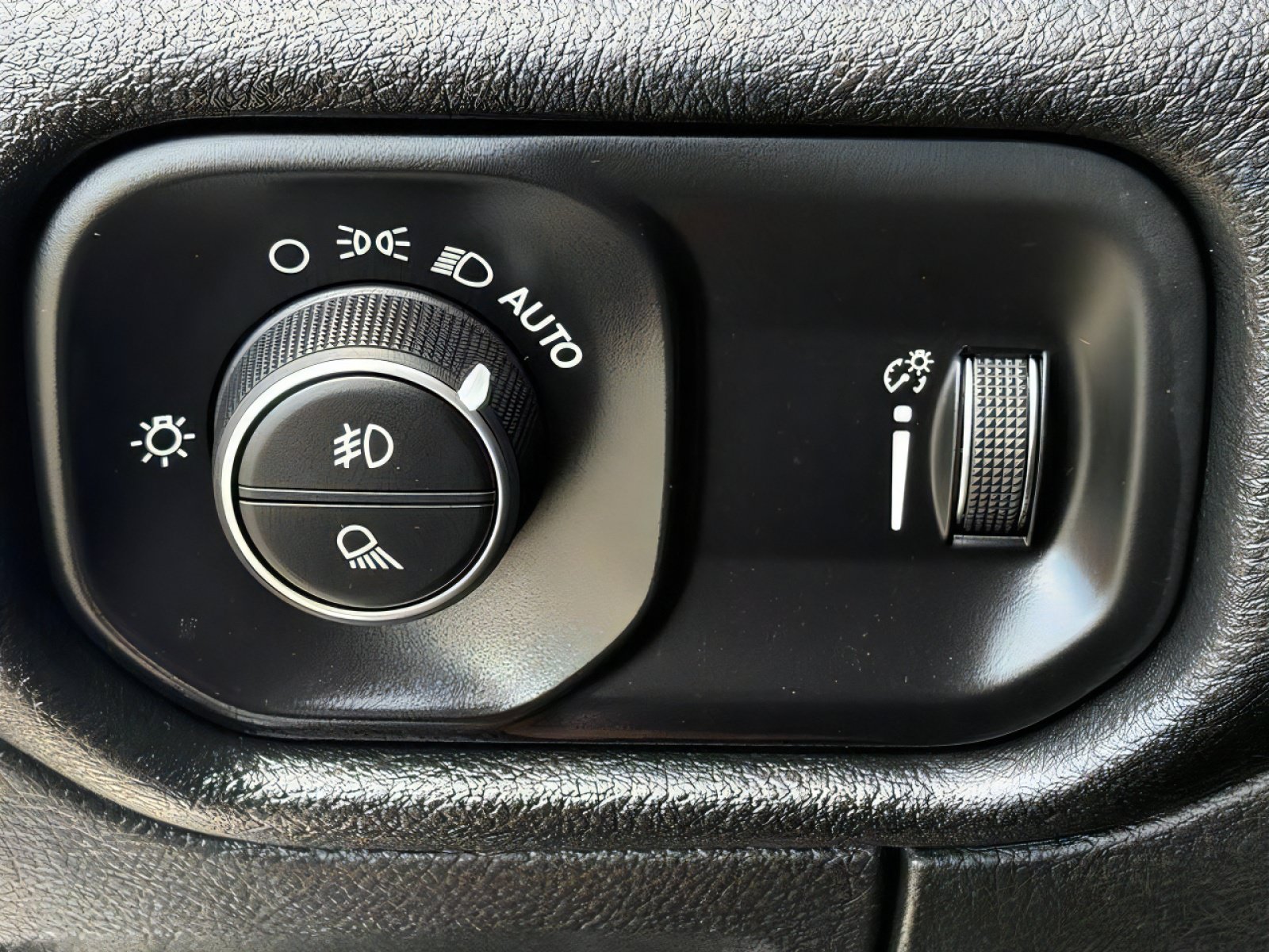 Used 2022 RAM 1500 Rebel w/ Rebel Level A Equipment Group AWD/4WD image 18
