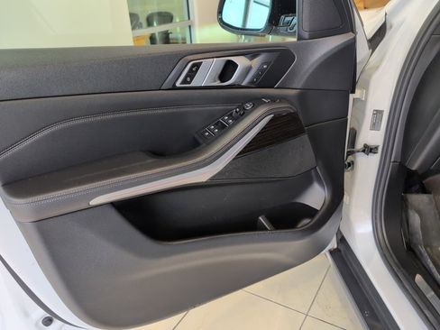 Used 2019 BMW X5 xDrive40i w/ Convenience Package image 8