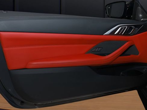 Used 2025 BMW M4 Coupe w/ Executive Package image 12