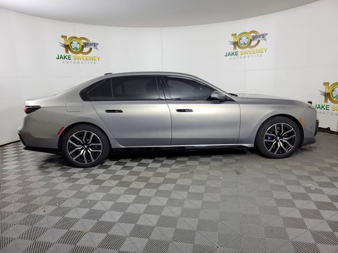 Certified 2023 BMW 740i w/ Executive Package image 4
