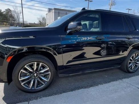 Used 2021 Cadillac Escalade Sport w/ Driver Assist Tech Package image 4