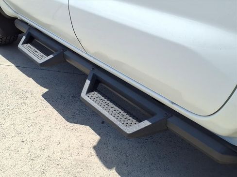 New 2026 Nissan Frontier PRO-4X w/ Pro-4x Convenience Package image 6