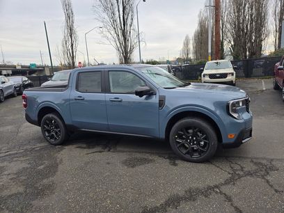 New 2026 Ford Maverick Lariat w/ Black Appearance Package