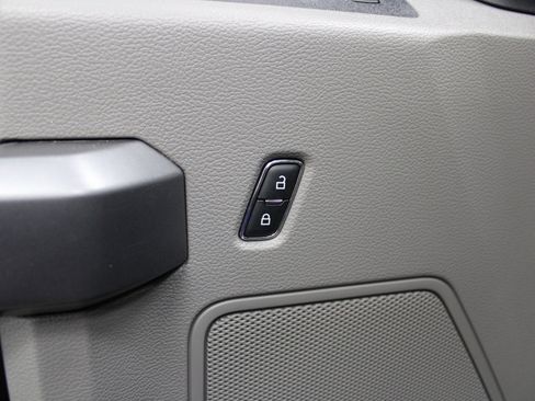 Used 2019 Ford F150 XLT w/ Equipment Group 301A Mid image 14