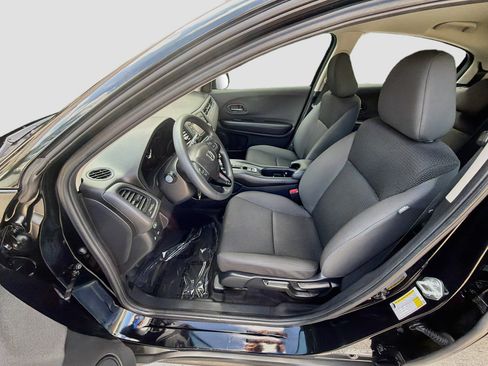 Used 2022 Honda HR-V LX image 18