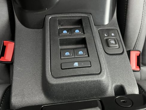 Used 2024 Ford Bronco Black Diamond image 18