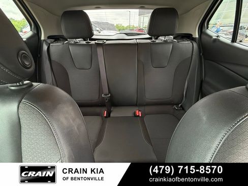 Used 2020 Buick Encore GX Preferred FWD image 29