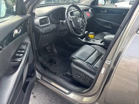 Used 2019 Kia Sorento SX AWD/4WD image 11