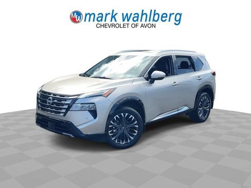 Used 2026 Nissan Rogue Platinum w/ Platinum Premium Package AWD/4WD image 4