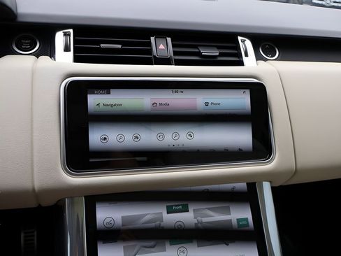 Used 2021 Land Rover Range Rover Sport HSE Silver Edition image 23