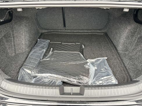 New 2026 Volkswagen Jetta SE image 10