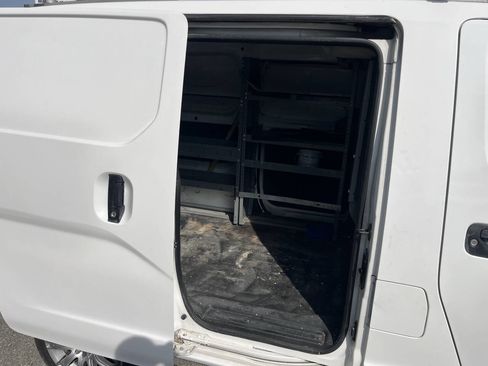 Used 2017 Nissan NV200 S image 14