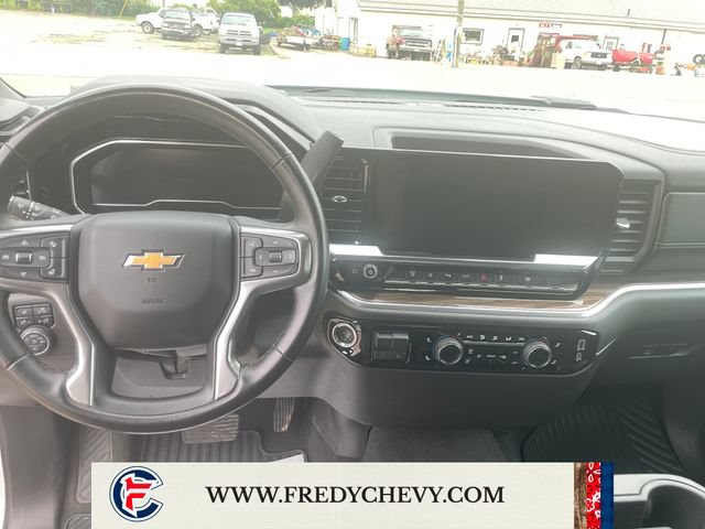 Used 2025 Chevrolet Silverado 3500 LT w/ Safety Package AWD/4WD image 15