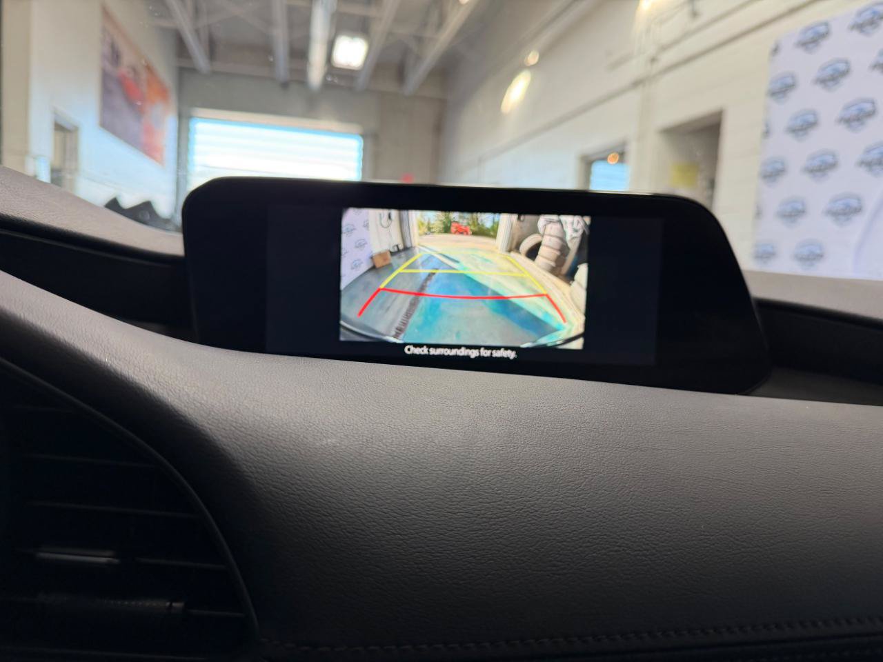 Used 2023 MAZDA MAZDA3 s FWD image 39
