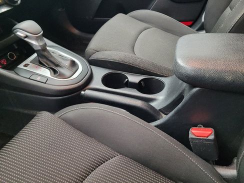 Used 2020 Kia Forte LXS FWD image 26