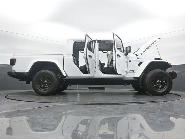 Used 2021 Jeep Gladiator Mojave AWD/4WD image 60