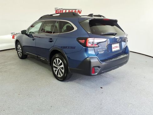 Used 2021 Subaru Outback Premium AWD/4WD image 4