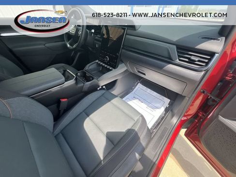 Used 2026 GMC Terrain AT4 w/ Convenience Package III AWD/4WD image 28