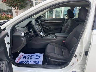 Used 2025 Nissan Altima 2.5 SV