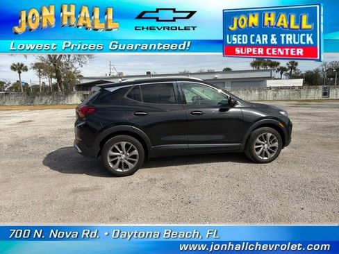 Used 2020 Buick Encore GX Essence w/ Experience Buick Package image 12