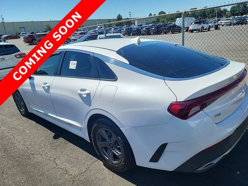 Used 2022 Kia K5 LX FWD image 5