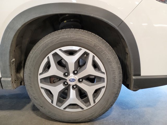 Used 2021 Subaru Forester Premium AWD/4WD image 16