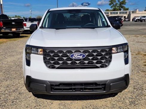 New 2025 Ford Maverick XL image 2