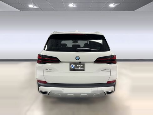 Used 2026 BMW X5 sDrive40i w/ Premium Package RWD image 10