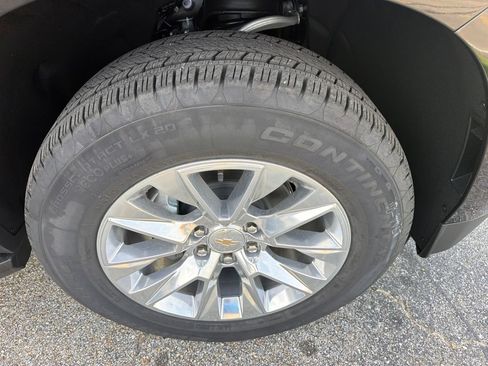 New 2026 Chevrolet Tahoe Premier w/ Sun And Tow Package RWD image 11