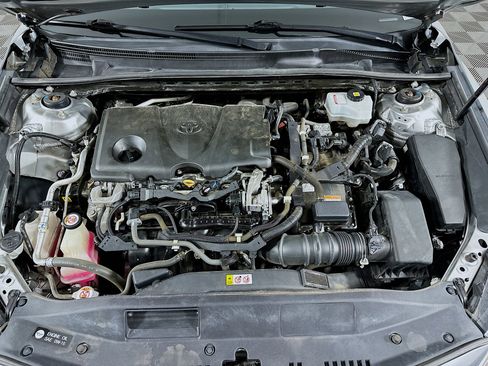 Used 2020 Toyota Camry SE FWD image 30